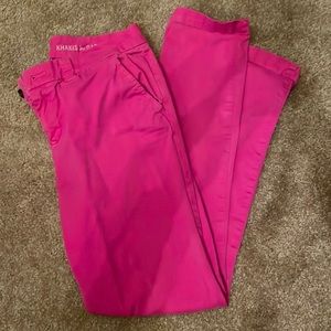 EUC Gap size 00 broken in straight leg khaki